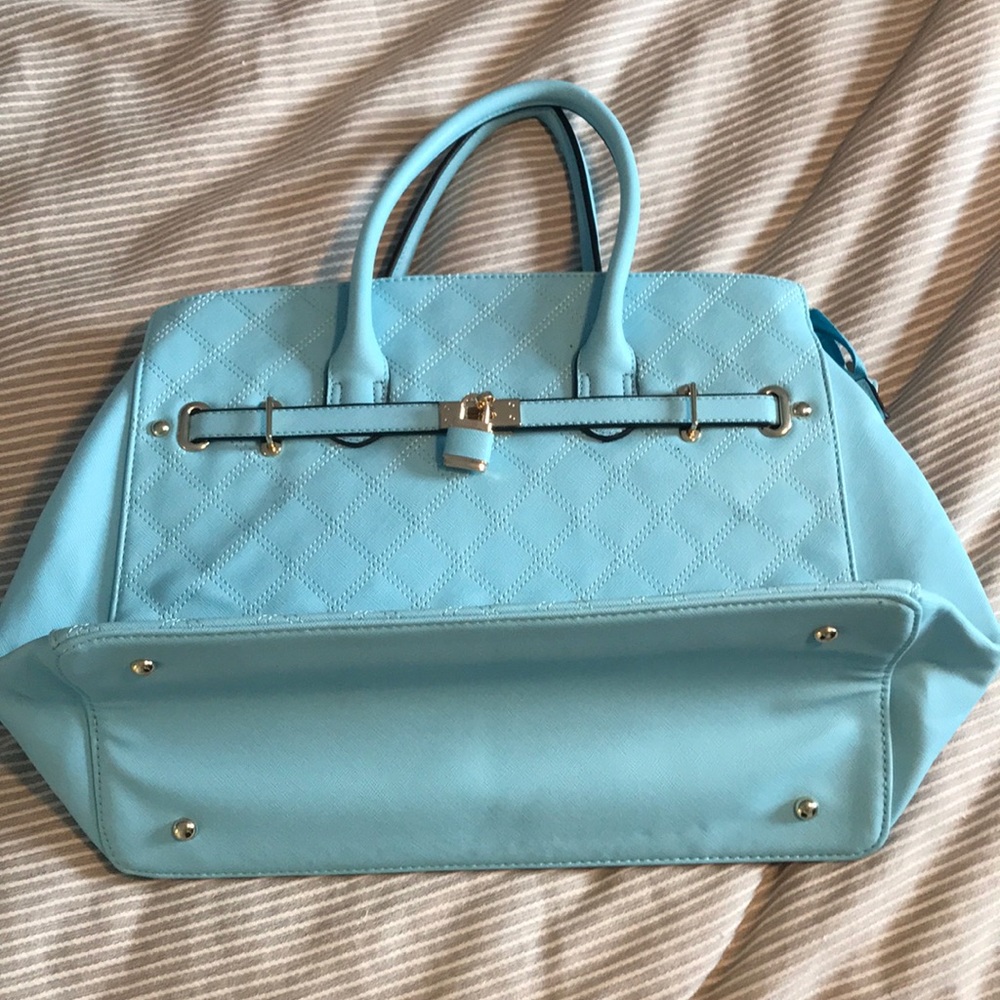 Baby blue purse NWOT